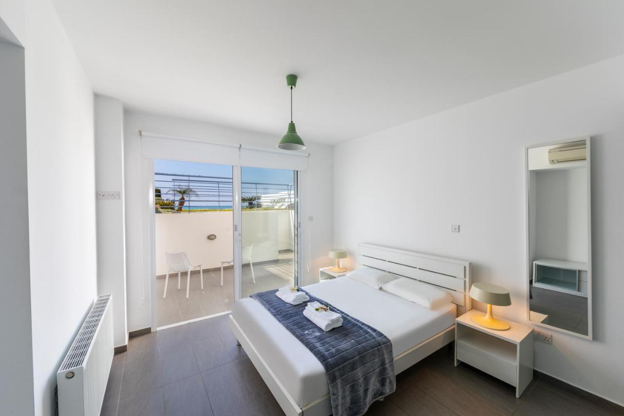 Blue Coral Beach Villas Three Exclusive Villas - Poseidon - Nautilus - Oceanos - And - Baby Coral Bungalow Coral Bay Esterno foto