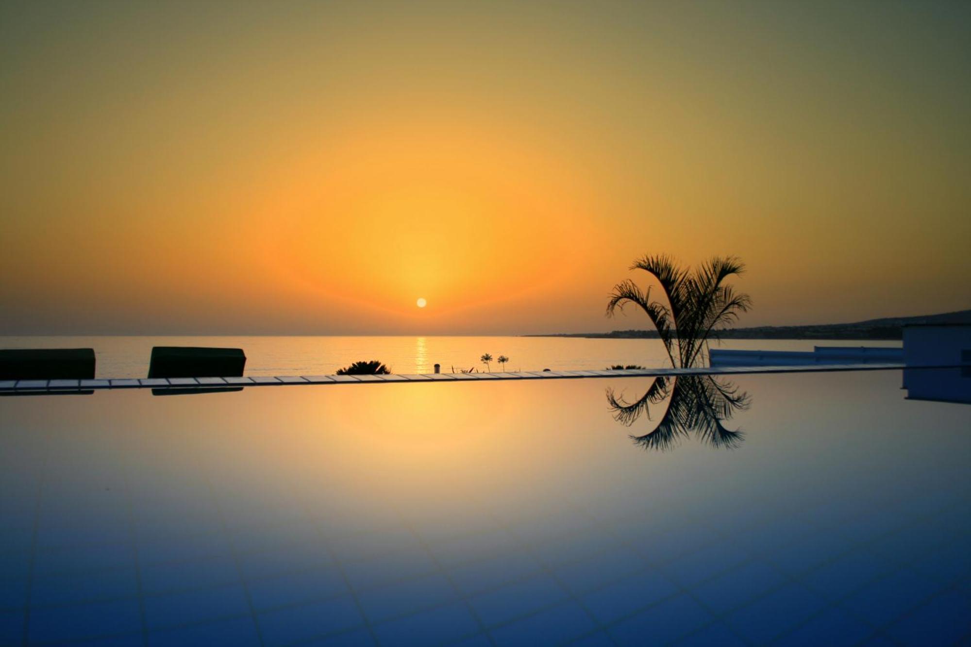 Blue Coral Beach Villas Three Exclusive Villas - Poseidon - Nautilus - Oceanos - And - Baby Coral Bungalow Coral Bay Esterno foto