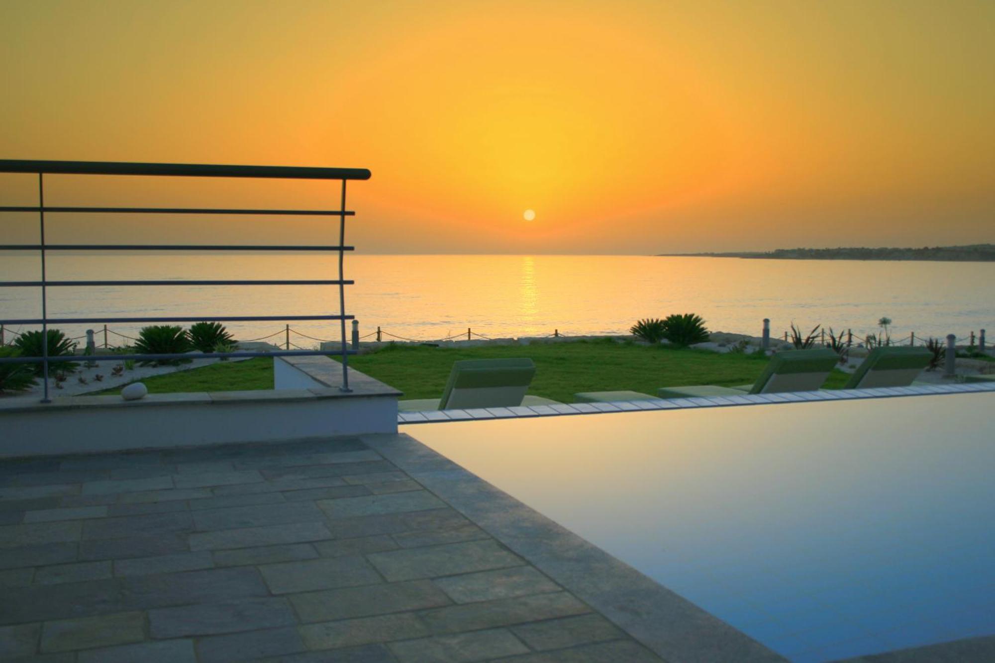 Blue Coral Beach Villas Three Exclusive Villas - Poseidon - Nautilus - Oceanos - And - Baby Coral Bungalow Coral Bay Esterno foto